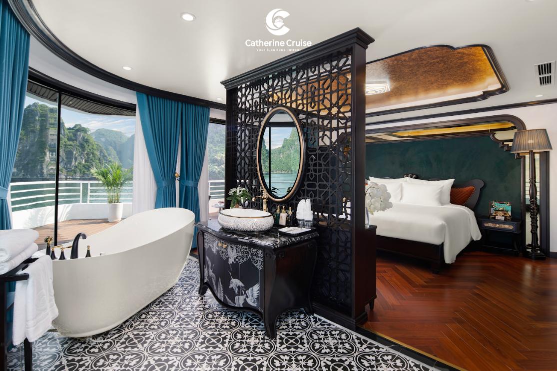 Phòng Royal Suite du thuyền Catherine Cruise Hạ Long