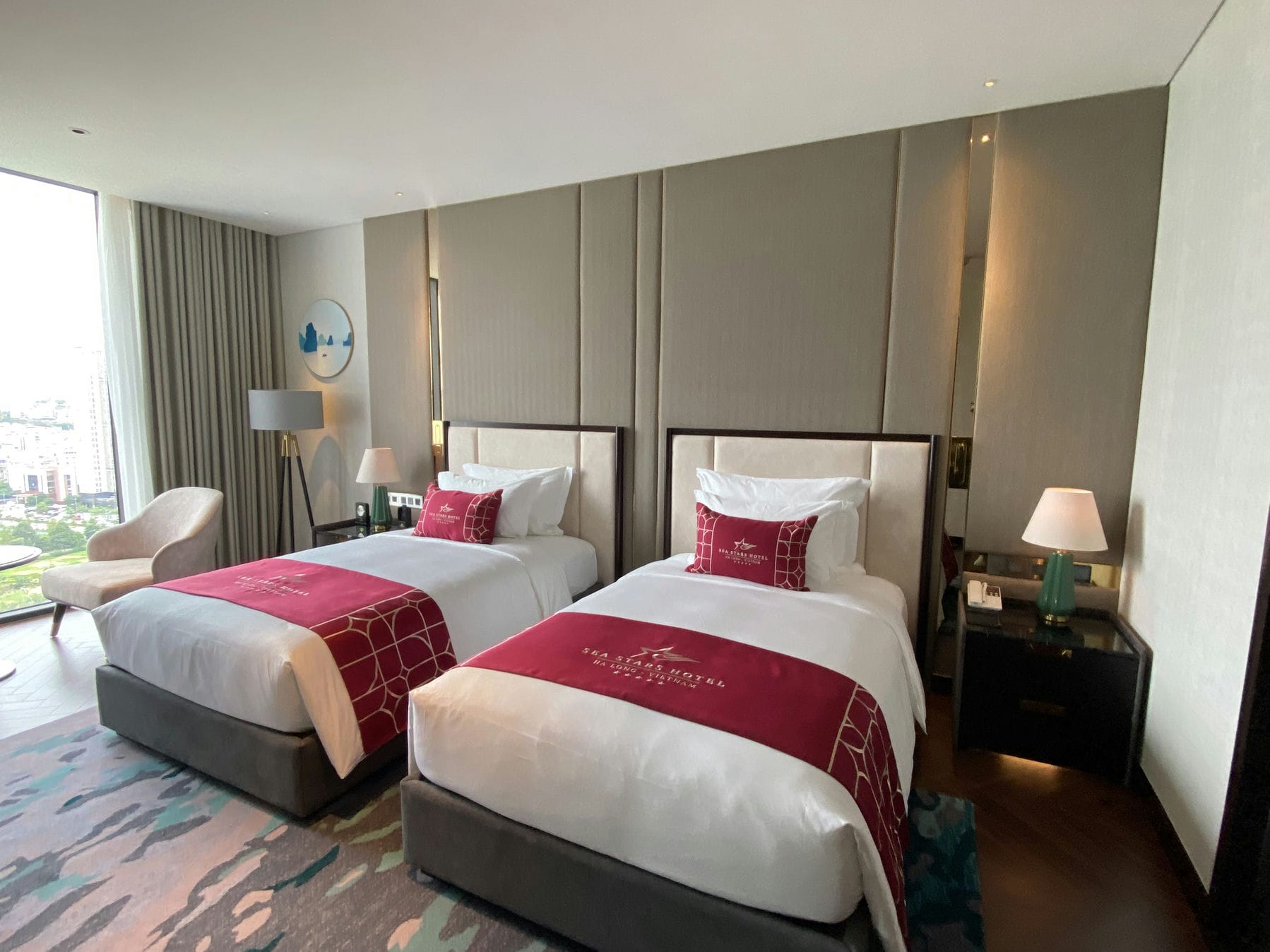 Phòng ngủ Twin bed khách sạn Sea Stars Hạ Long Quảng Ninh