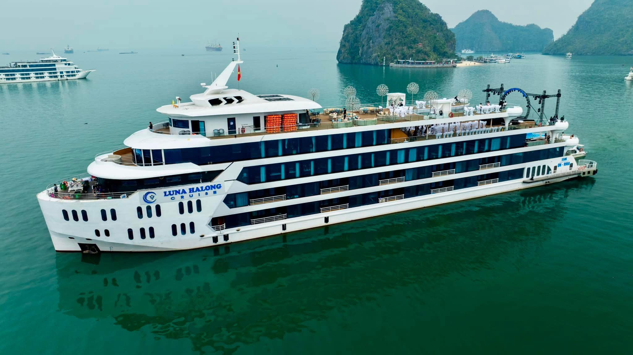 Du thuyền Luna Halong Crusie