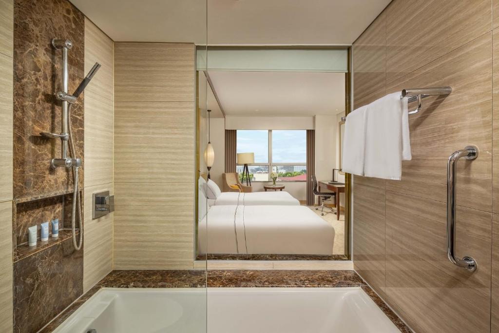 Khách sạn Melia Hà Nội