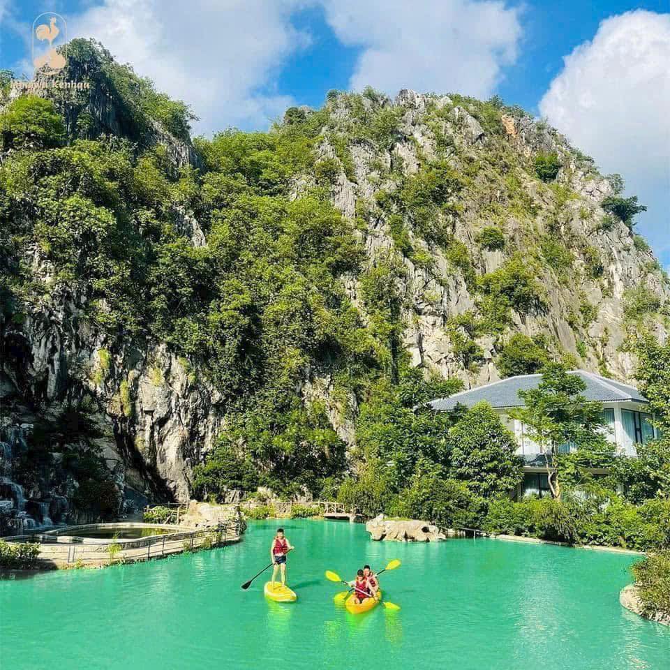 Tắm khoáng nóng Onsen Kênh Gà Ninh Bình