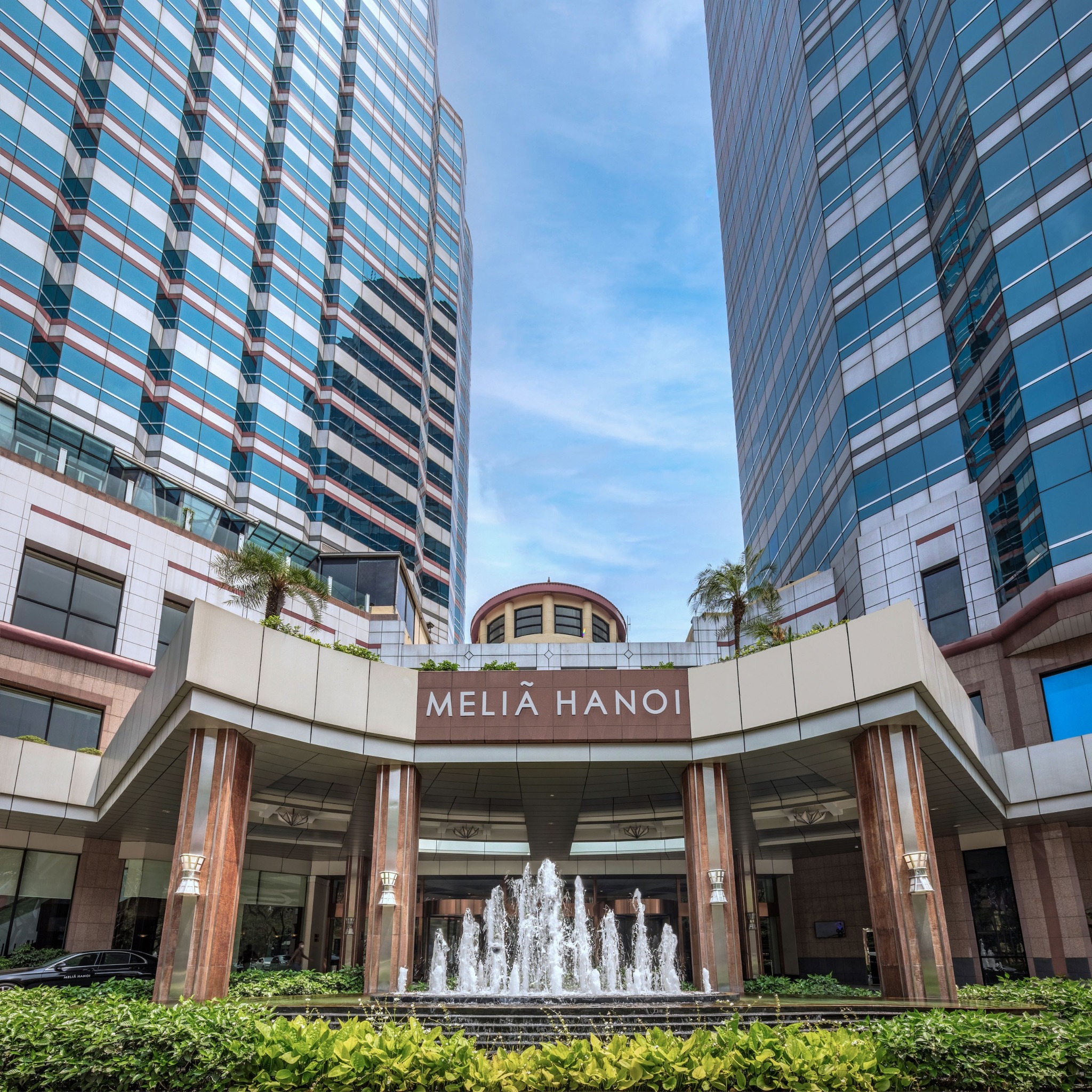 Khách sạn Melia Hà Nội