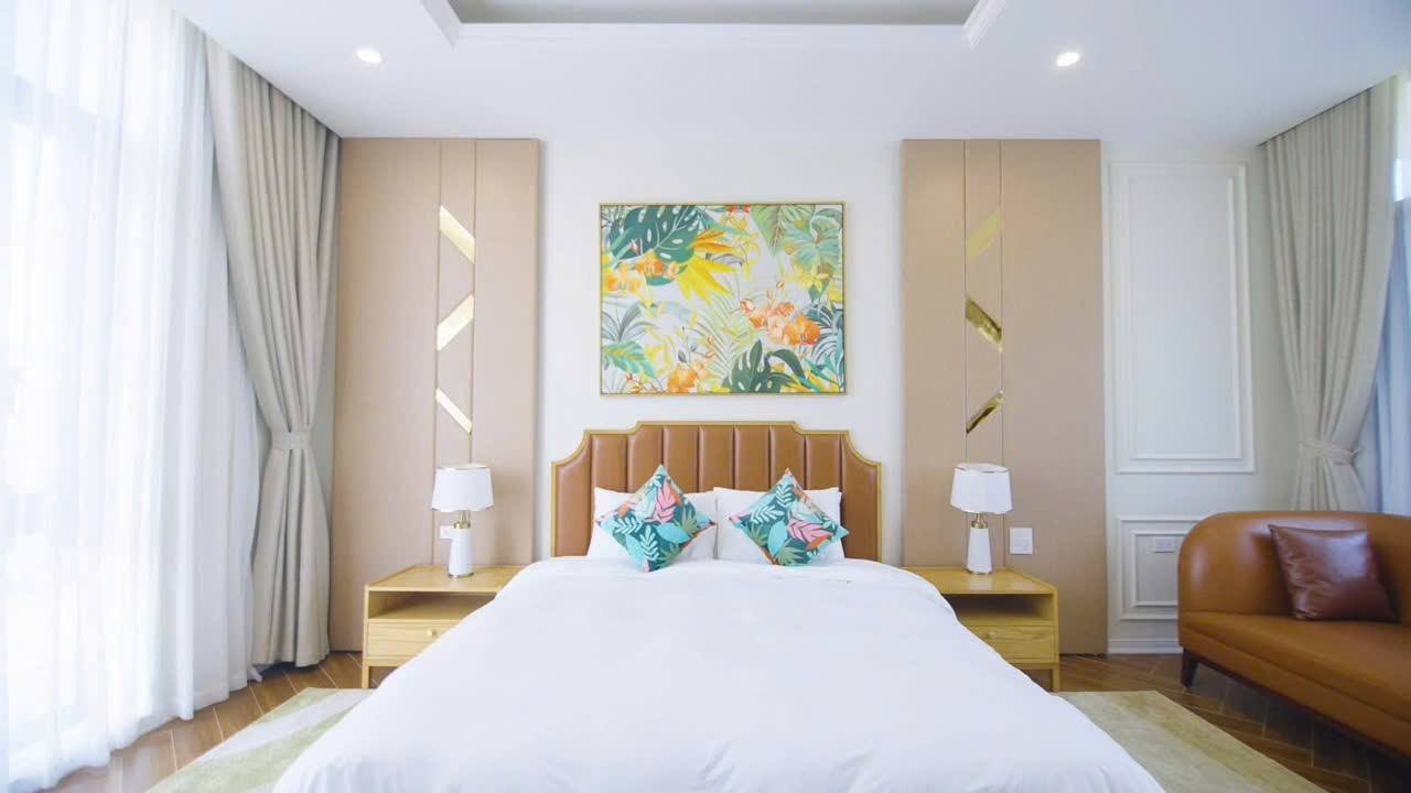 Phòng ngủ Trà Cổ Long Beach Resort Móng Cái Quảng Ninh