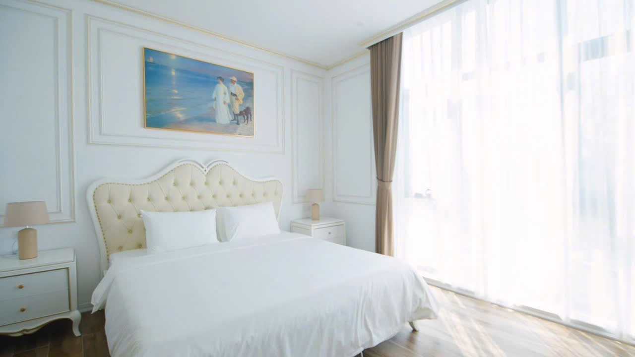Trà Cổ Long Beach Resort Móng Cái Quảng Ninh