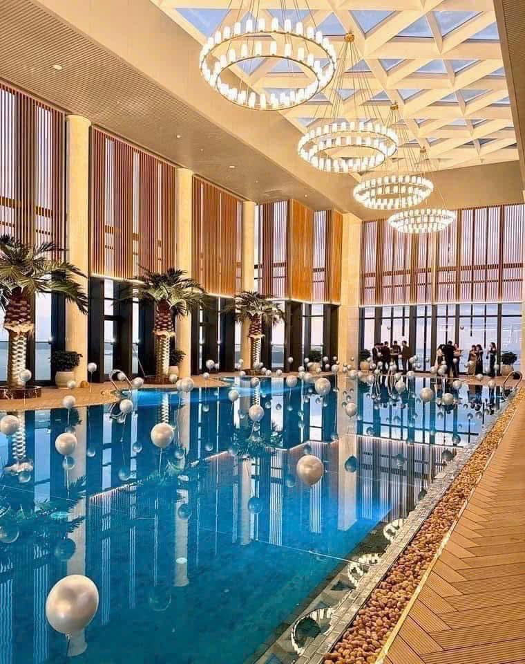 Khách sạn Blue Radission Hạ Long khuyến mại trà chiều hoặc bữa tối