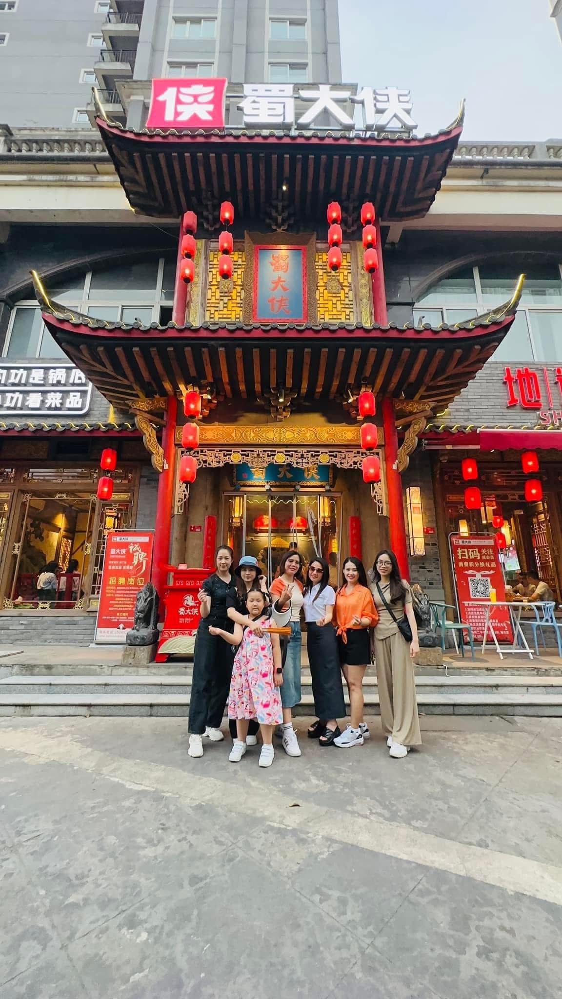 Tour ghép Đông Hưng Trung Quốc trong ngày