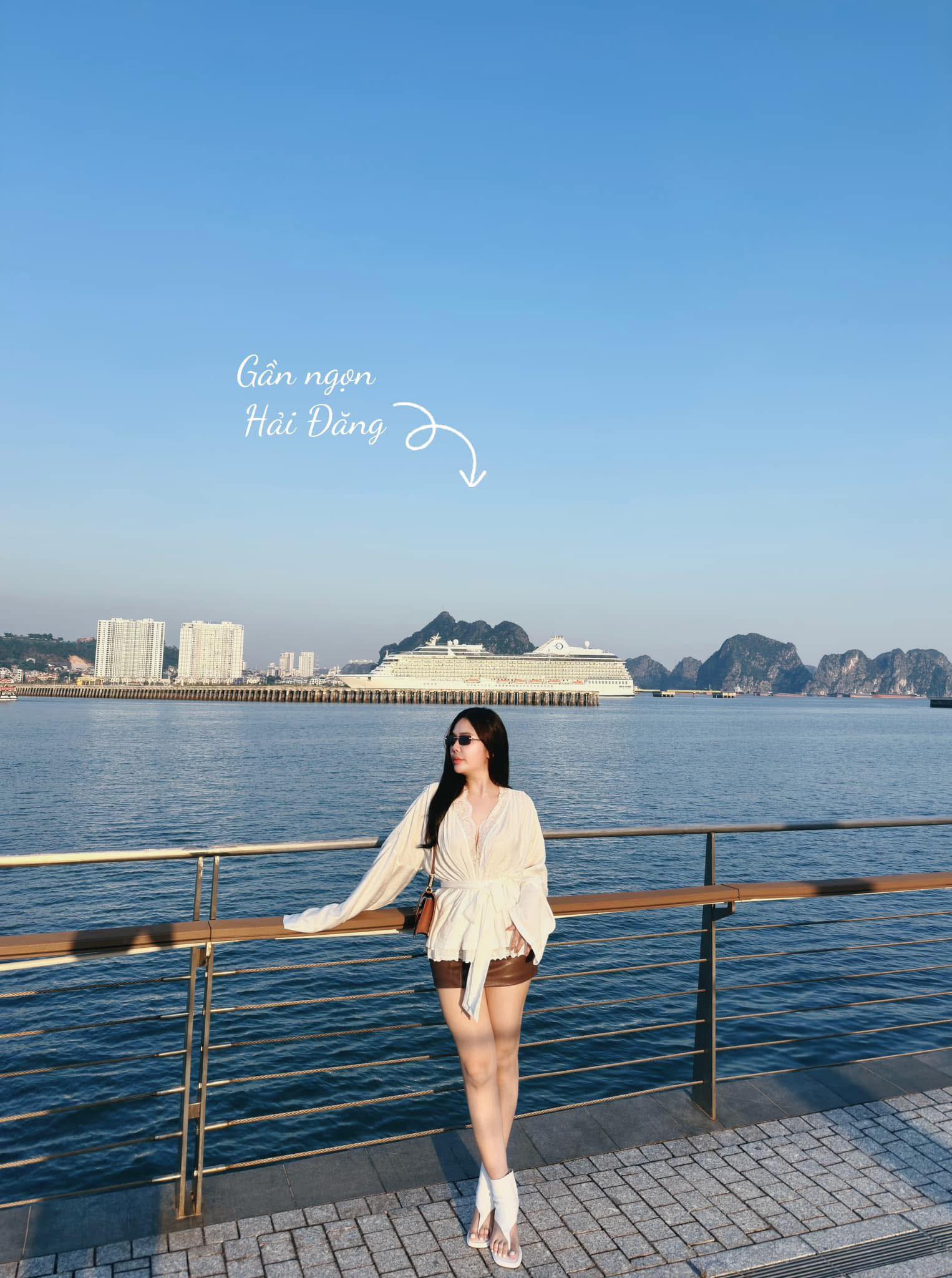 Lịch tàu biển Quốc Tế cập cảng Hạ Long để chụp ảnh