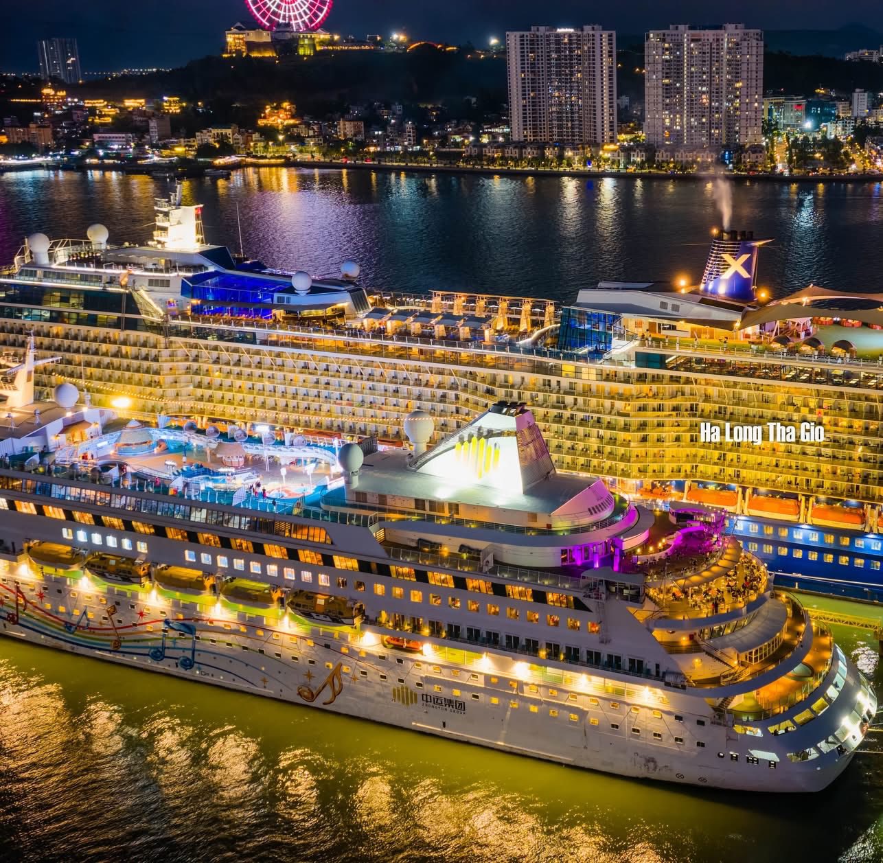 Tàu biển Quốc Tế tại Cảng Hạ Long