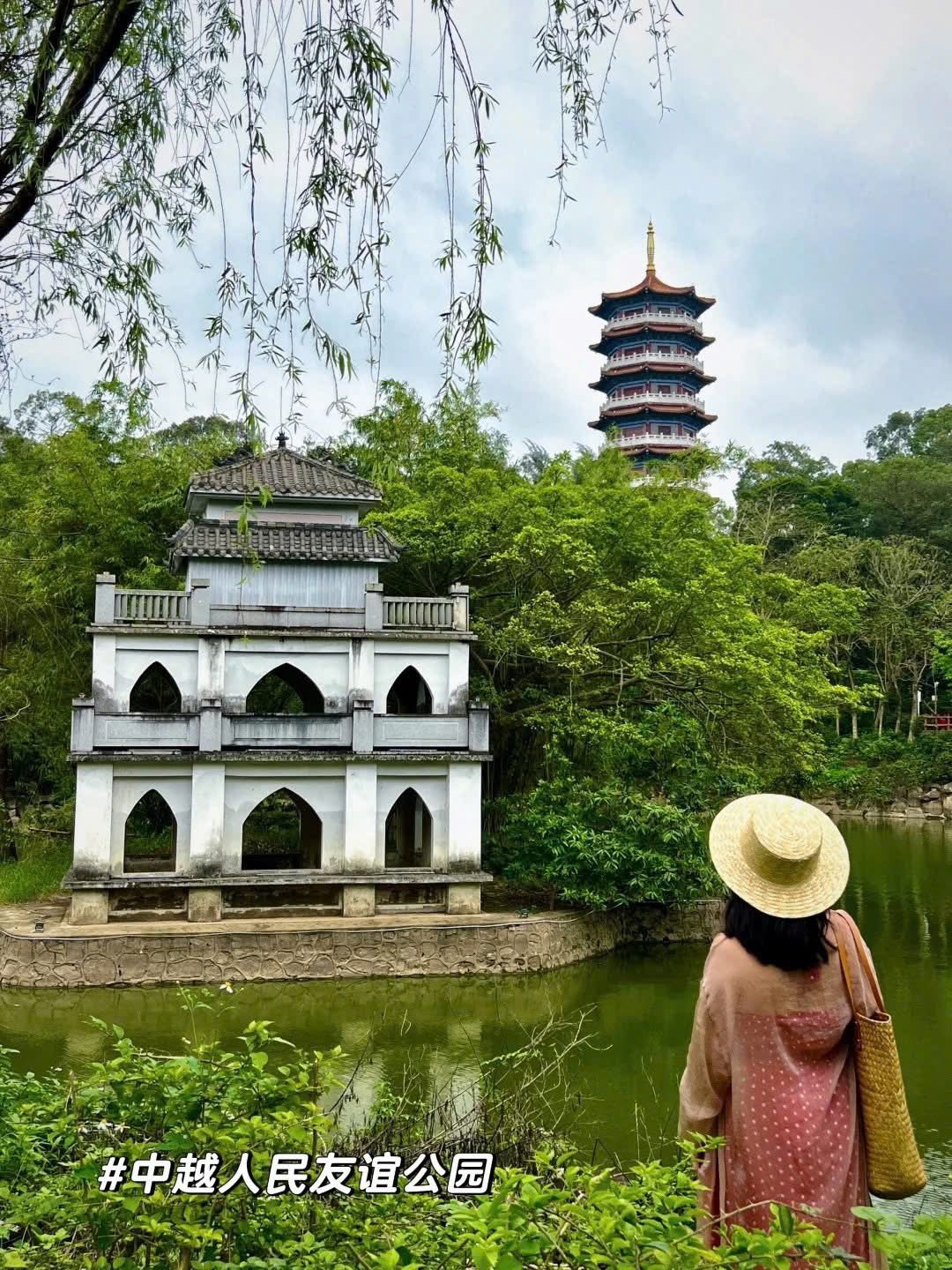 Tour ghép Đông Hưng Trung Quốc trong ngày